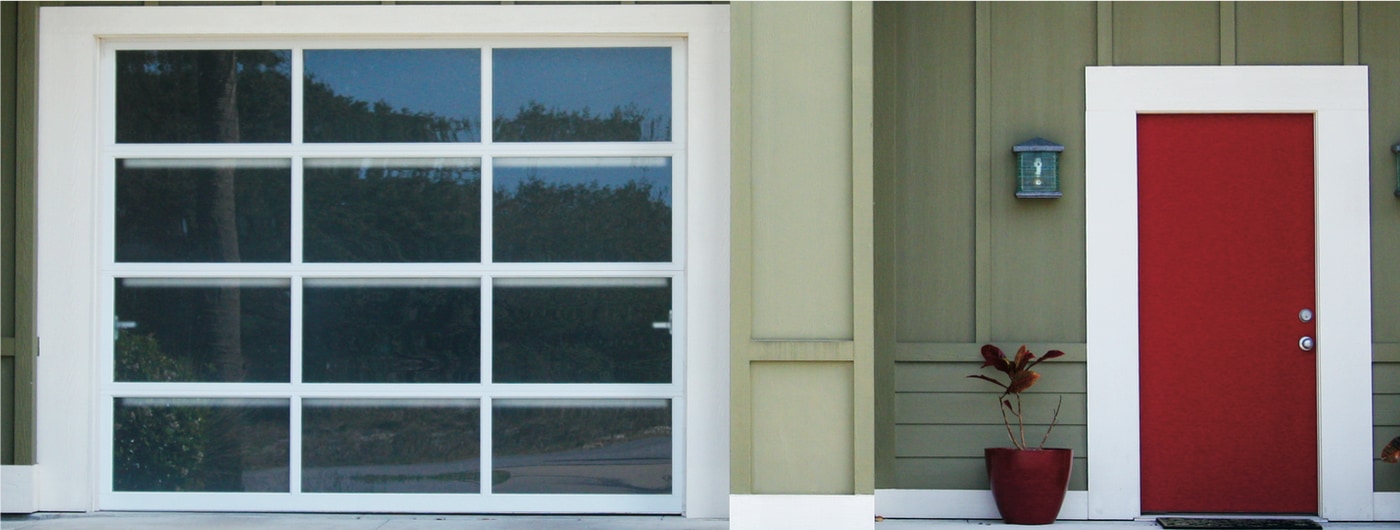 Example of frameless aluminum and glass door - opaque